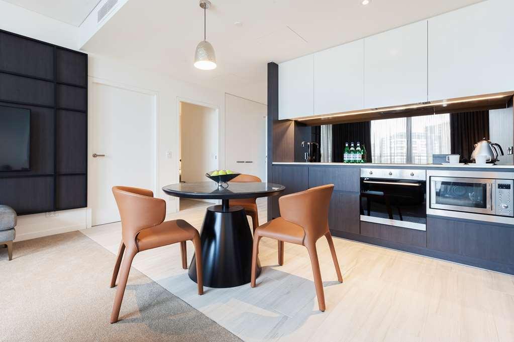 One Global Resorts Green Square Sydney Ausstattung foto The kitchen of a two-bedroom apartment